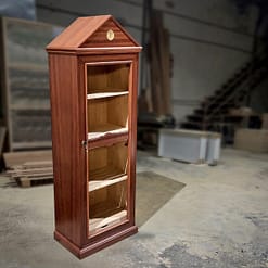 Cabinet humidor model Monarca