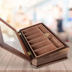 Nicaragua Humidor walnut open