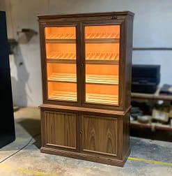 Showcase humidor model Brisa