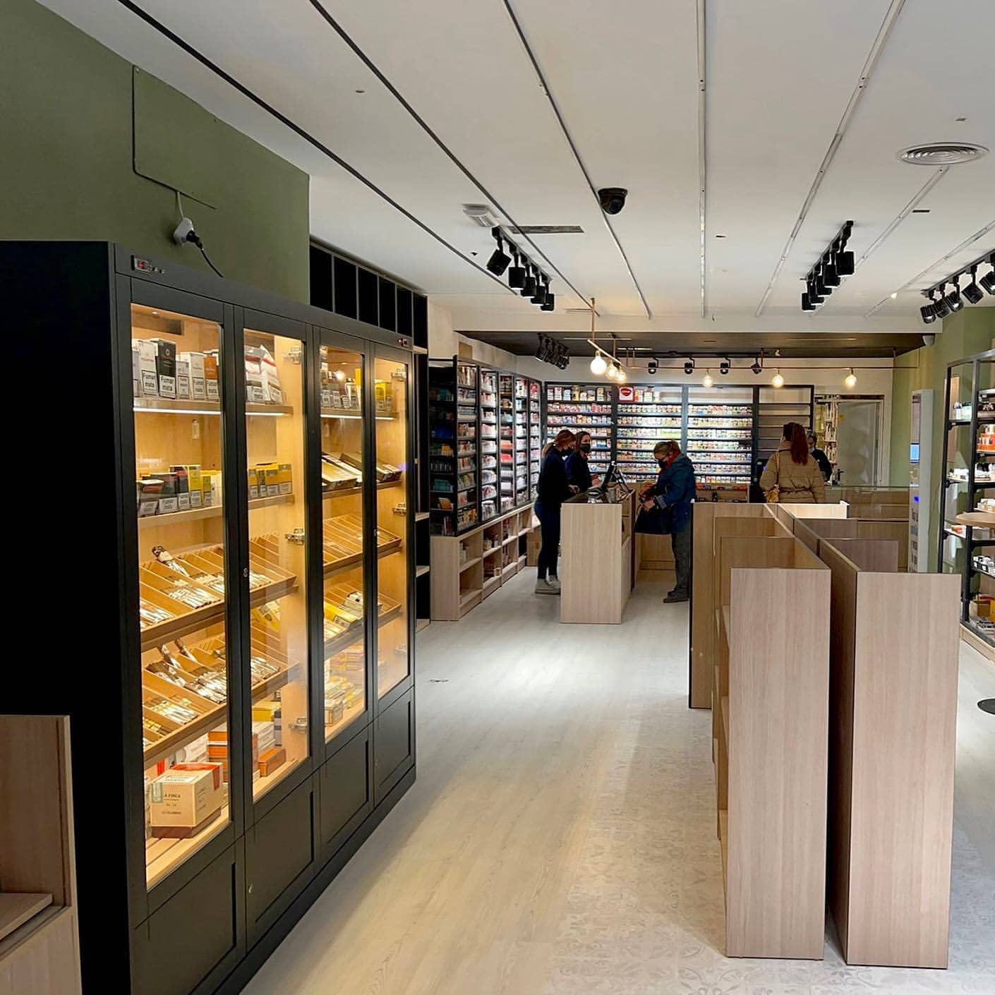 Customized shop humidor