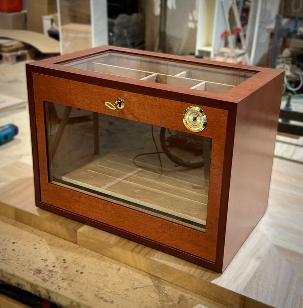 Humidor de sobremesa modelo Presidente cristal