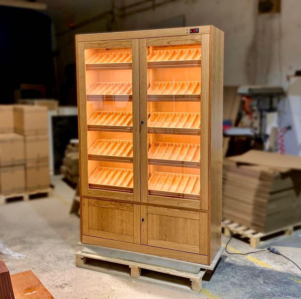 Humidor vitrina modelo Aficionado cerezo