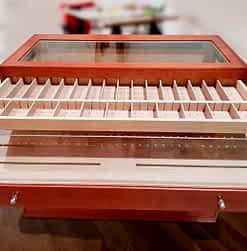 Interior Humidor modelo expositor Mostrador