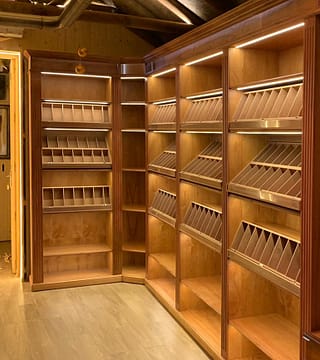 Las cavas de puros permiten conservar los cigarros