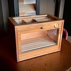Presidente crystal humidor box with walnut finish