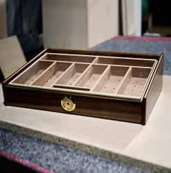 Vega glass humidor