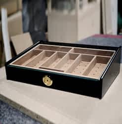 Black Vega glass humidor