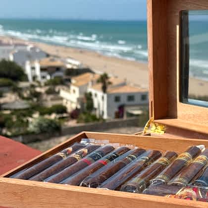How to set your humidor in Hollidays