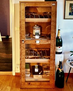 Cómo colocar los cigarros en el humidor.