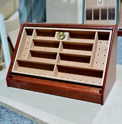 Humidores Palmera barnizado caoba