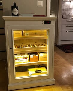 Colo tus puros ordenadamente en tu humidor