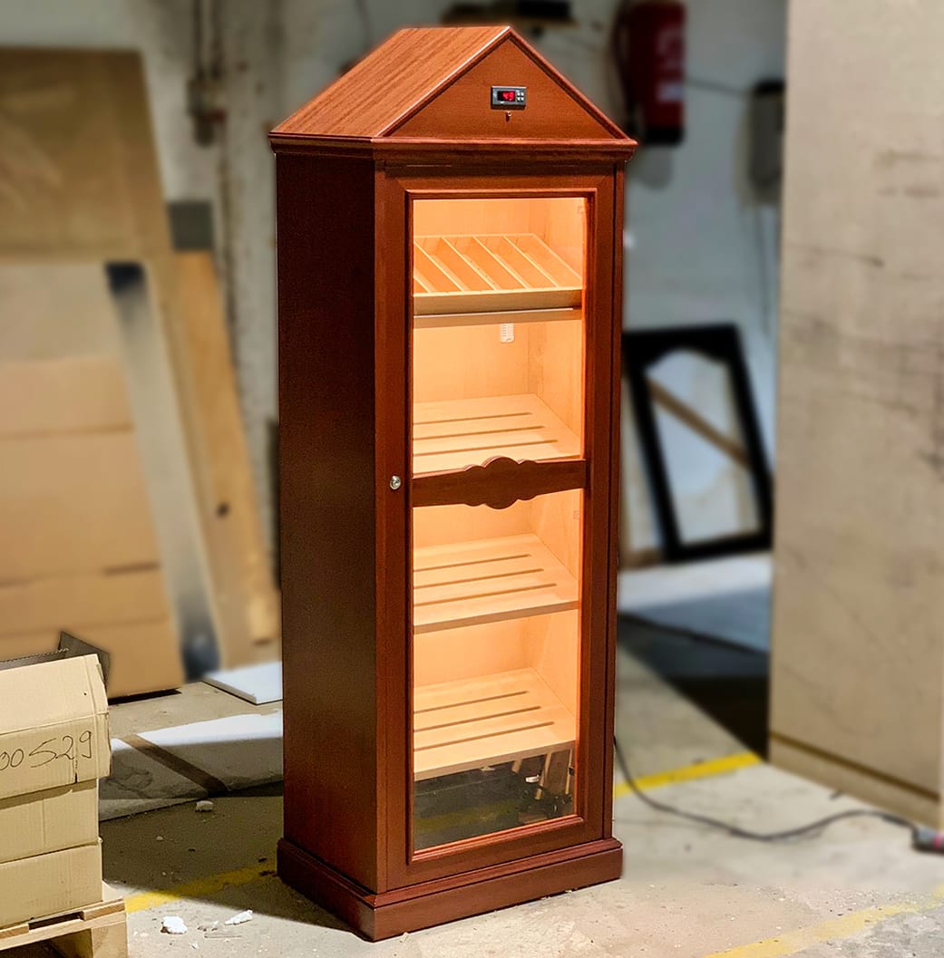 Monarca mahogany humidors