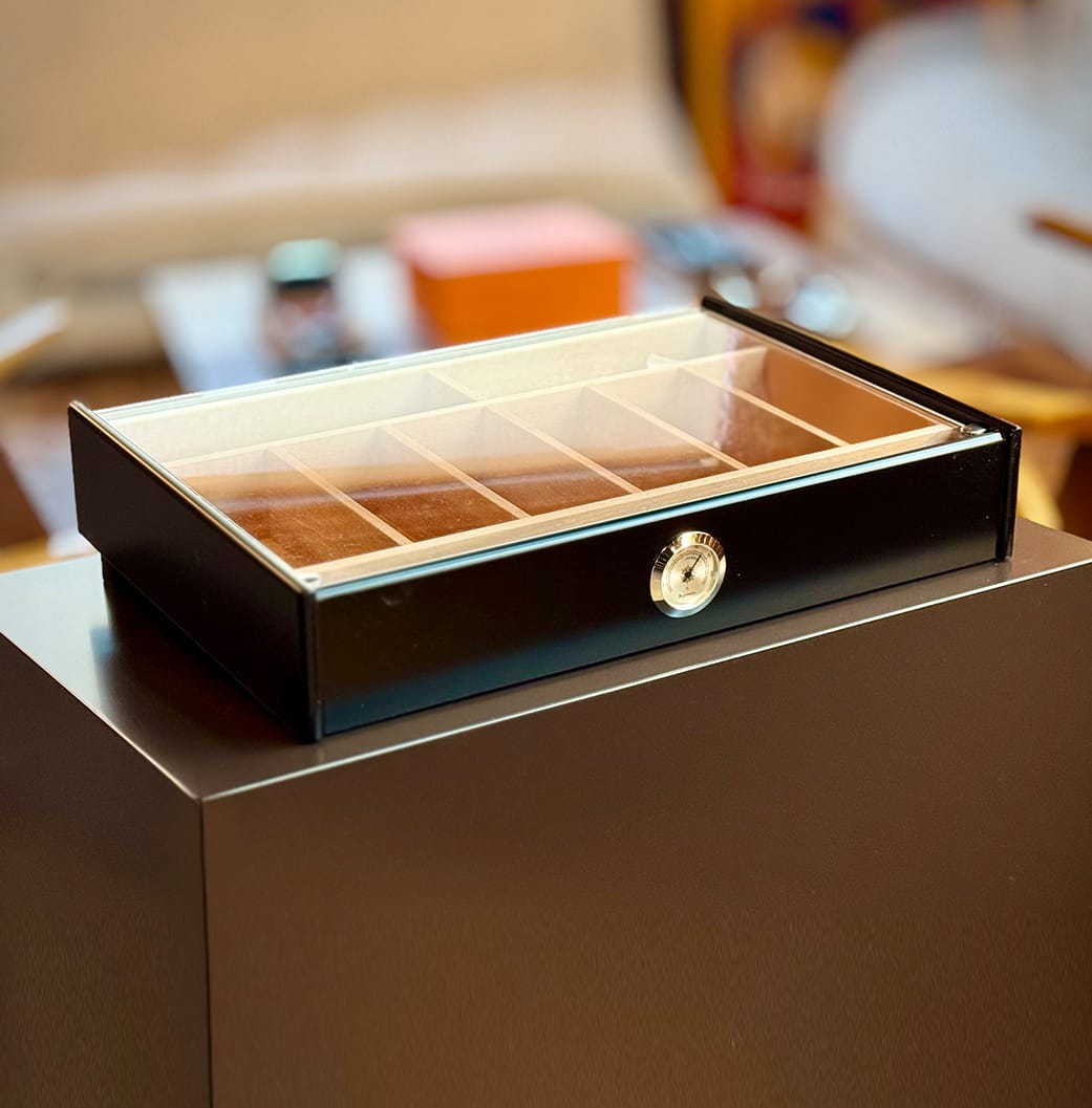 Black lacquered tabletop humidors
