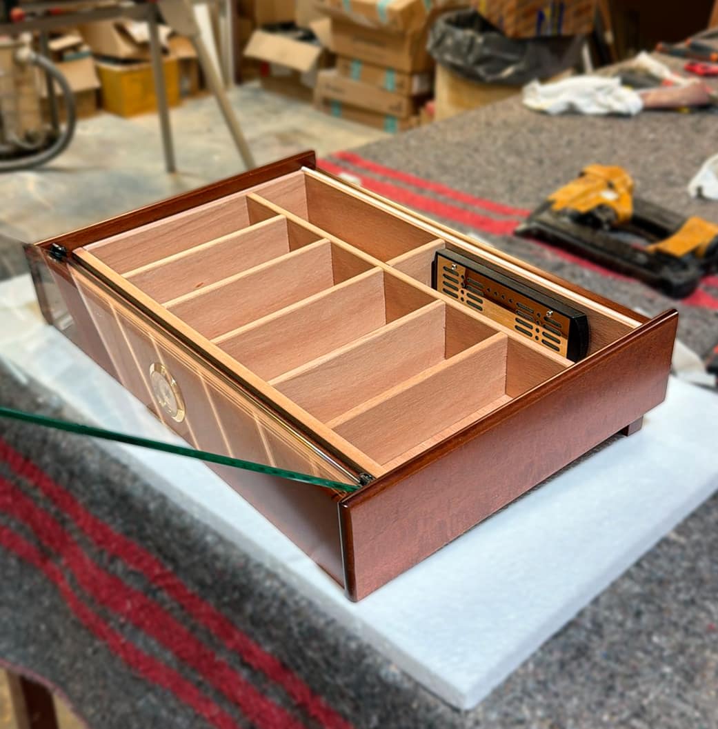 Open tabletop humidors