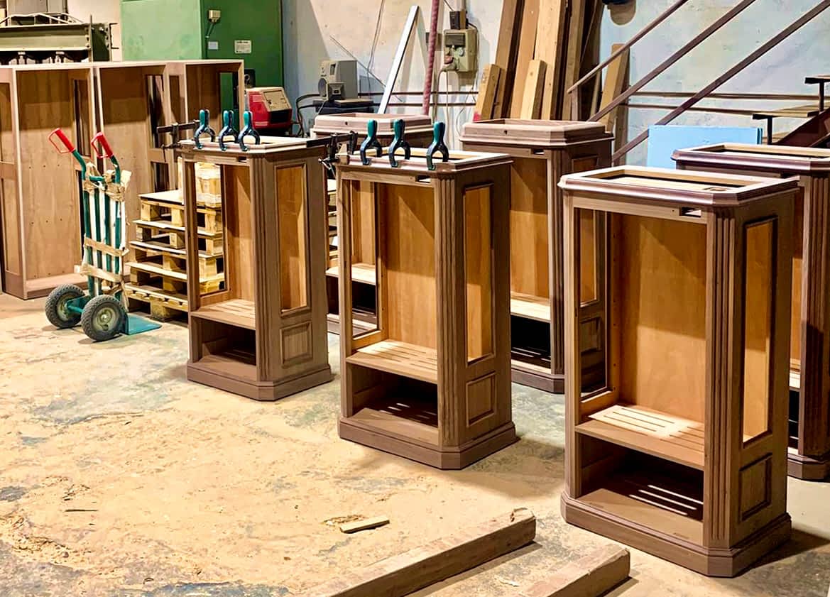 Atenas humidors in production