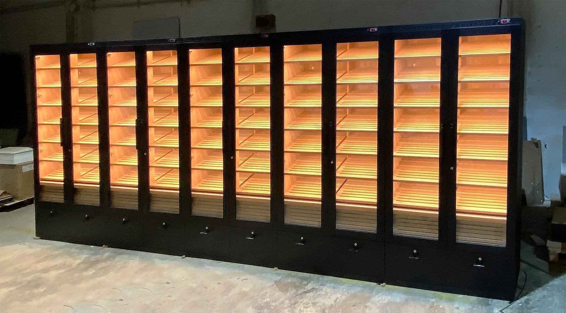 Custom made humidor