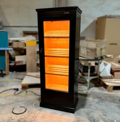 Black lacquered Pegaso humidors