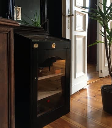 How to set the humidor on vacation