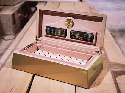 Gold Humidor LFD opened
