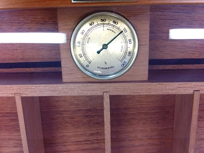 Hygrometer for humidity