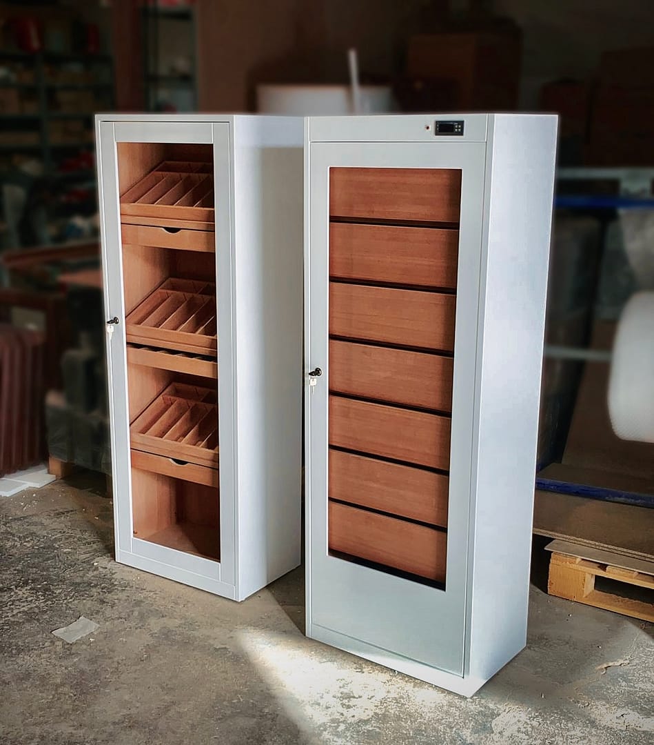 Cabinet humidor model Imperial