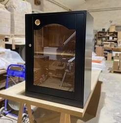 Humidor mediano modelo Berlín negro