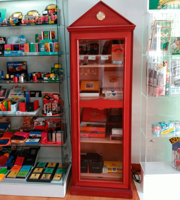 Large Display Humidor Monarca Cristal Model Wacota Humidors