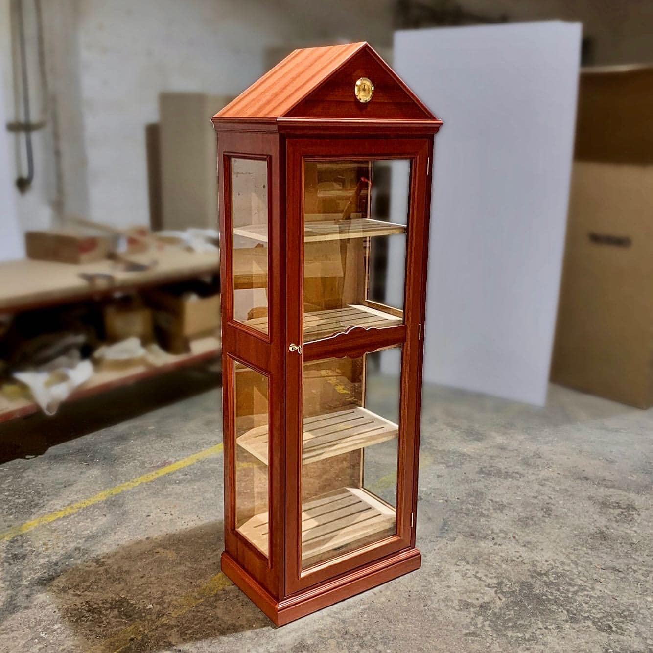 Large Display Humidor Monarca Cristal Model Wacota Humidors