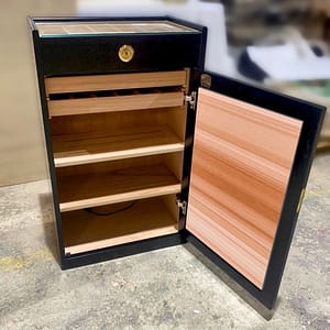 Humidor modelo Estoril lacado negro